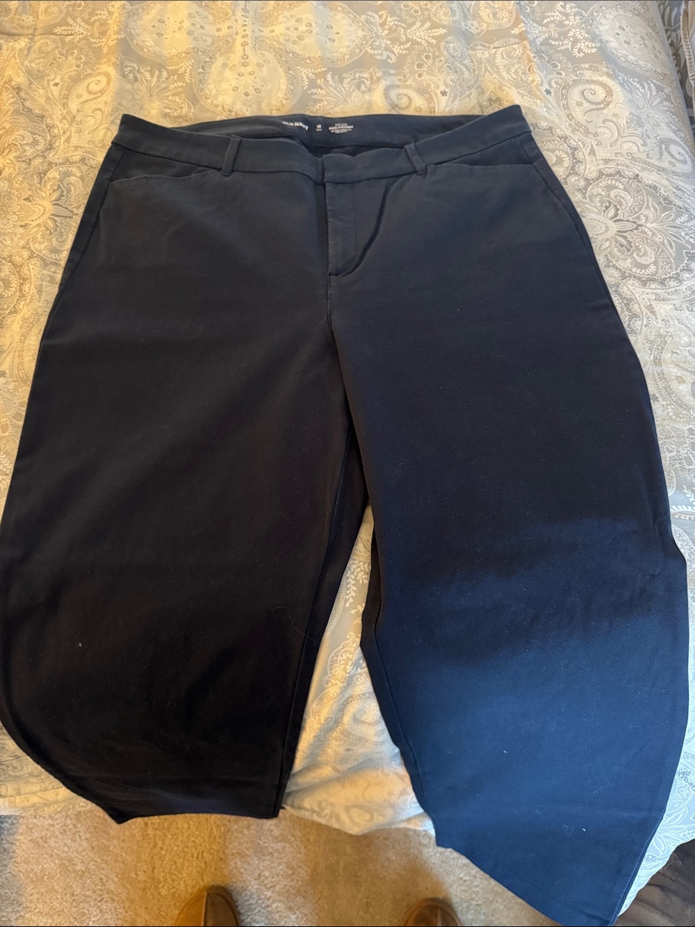 Old Navy Navy Straight-Leg Women’s Pants
